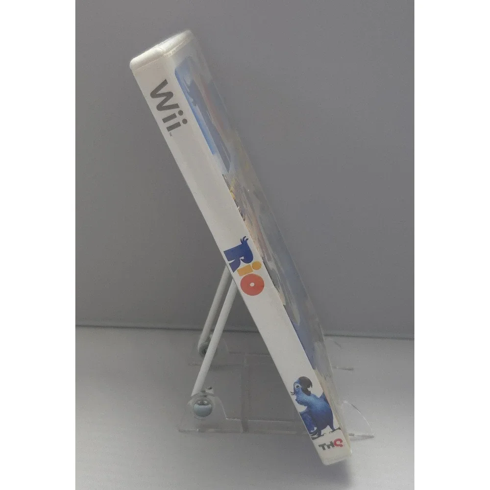 THQ birds feather